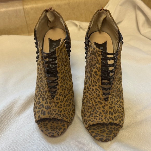 Boutique 9 Shoes - Boutique 9 Leopard Print Open Toe Heels - Women’s Size 7.5